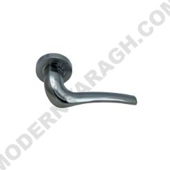 تصویر دستگیره درب رزت میلانا مدل رویال رنگ کروم