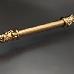 دستگیره درب ورودی ایستاده